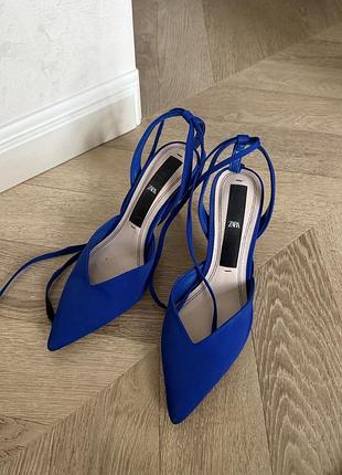 Туфлі zara синього кольору