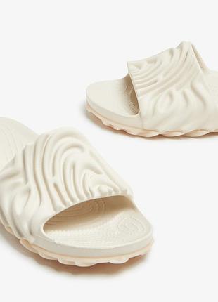 Шлепанцы crocs 41-42