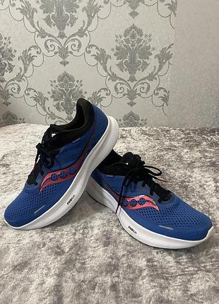 Кросівки saucony