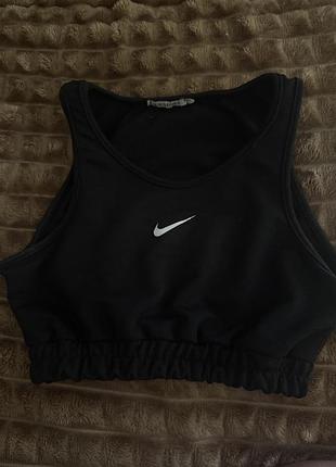 Топ nike жіночий