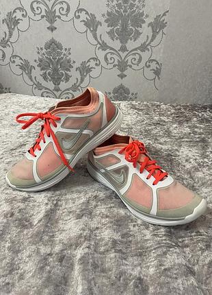 Кросівки nike