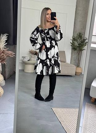 Молодежное платье на резинке