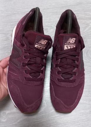 Жіночі кросівки new balance