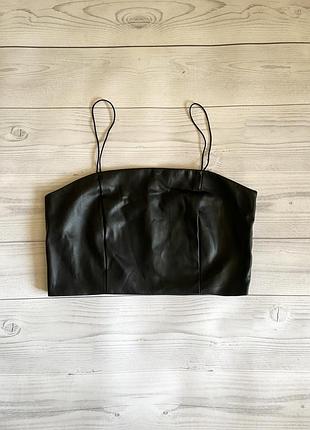 Черный топ из эко кожи на тонких бретелях primark