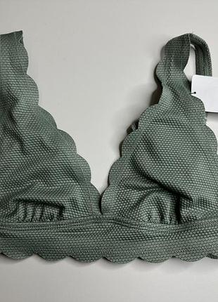 Верх від купальника без кісточок мʼяка чашечка hunkemoller -  хакі, рр s