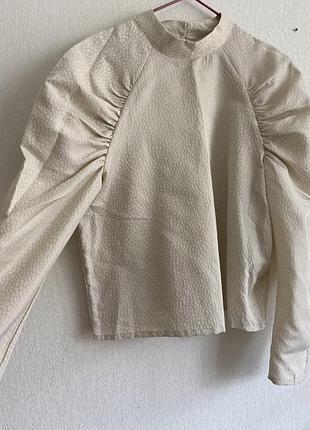 Нарядна блузка з обʼємними рукавами h&m
