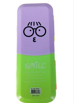 Школьный пенал пластиковый смайл 8818-1