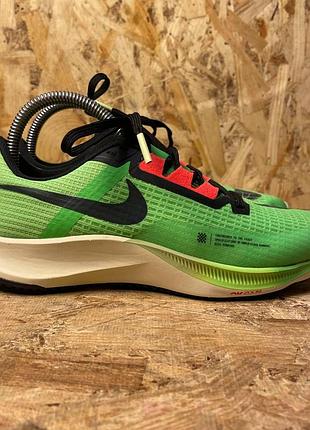 Женские кроссовки nike air zoom rival fly 3 green dz4775-304