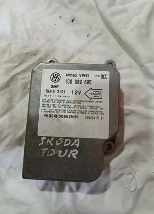 Блок airbag 1c0909605 skoda