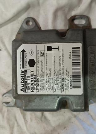 Блок airbag 8200098401 renault