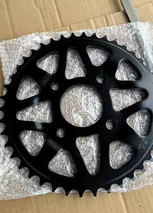 Зірка задня geon scrambler 520h-42t d58/90-4 болта с выступом, звезда задняя геон скрамблер 520-42т