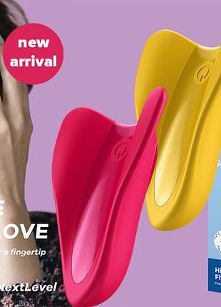 Вибратор на палец satisfyer high fly red 10