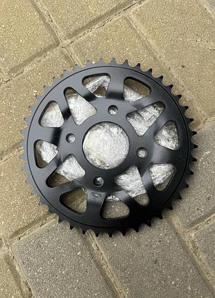 Звезда задняя 520-42t tekken 250/geon scrambler 250 шаг 520, 42т, d=58, 4 отв *90mm с выступом оригинал