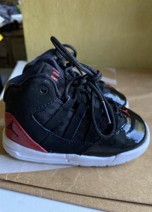 Кроссовки jordan 23 23,5 размер