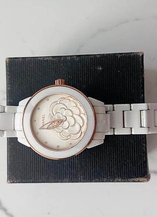 Часы женские chanel