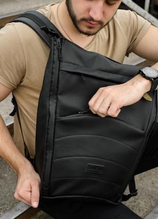Черный мужской рюкзак rolltop для путешествий с отделением для ноутбука тренд 20212 фото