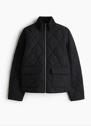 Стьобана легка куртка h&m xs-s розміру
