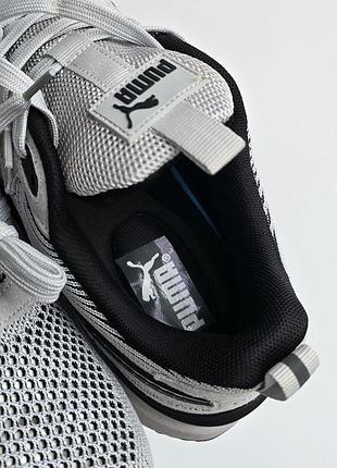 Puma rs running system
• light grey / black • 3