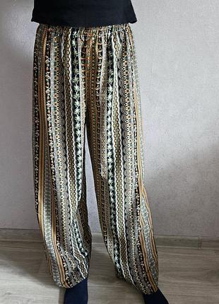 Легкие летние брюки палаццо shein р.s