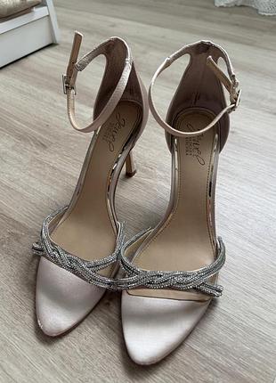 Босоніжки badgley mishka 39 25.5 см