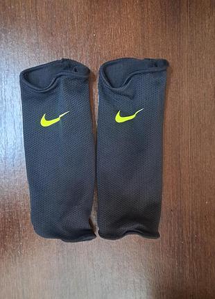 Футбольные держатели щитков nike