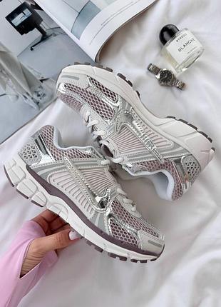 Кросівки жіночі nike zoom vomero 5