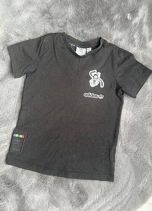 Футболка adidas