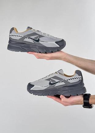 Nike initiator grey 3
