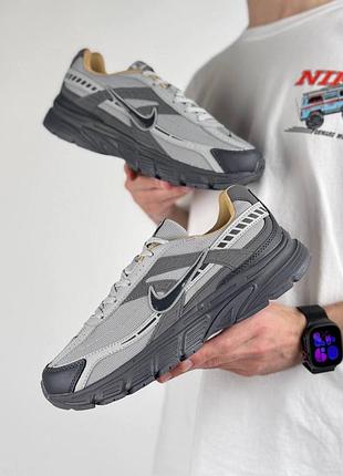 Nike initiator grey 6