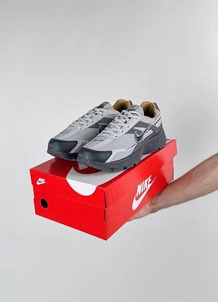 Nike initiator grey 5