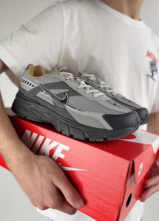 Nike initiator grey 9