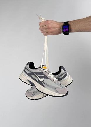 Nike initiator  light grey 8