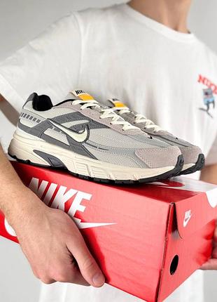 Nike initiator  light grey 9