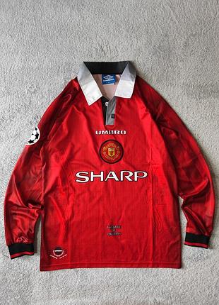 Вінтажний футбольний лонгслів umbro 1996-98 manchester united home l/s shirt
оригінал