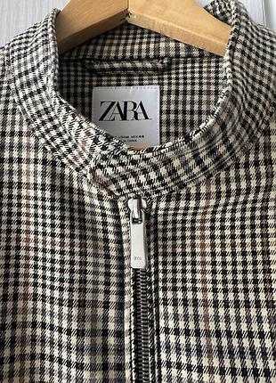 Куртка-бомбер, чоловіча zara,, з боковими кишенями та манжетами внизу та на рукавах, бежево-коричнева клітинка, розмір м, віскоза і поліестр