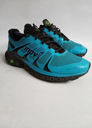 Треккинговые кроссовки inov