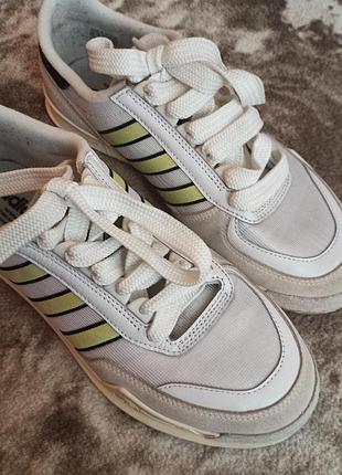 Кроссовки мужские adidas 42р