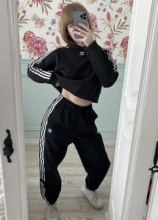 Нейлонові джогери штани з лампасами adidas originals