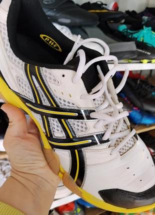 Кроссовки asics