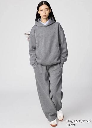 Штани uniqlo сірі унісекс розмір м нові