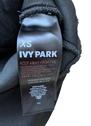 Свитшот geo ivy park 9
