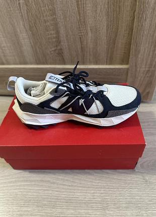 Кросівки newbalance