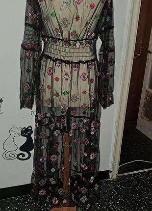 Женское платье итальянского производства 38 размер