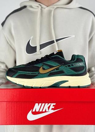 Nike initiator black green beige
