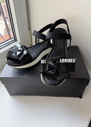 Босоніжки loriblu