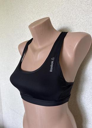 Reebok спортивнйи топ розміру хс