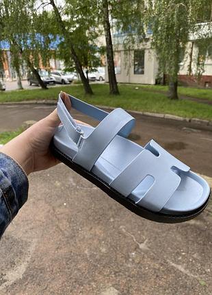 Босоніжки блакитні