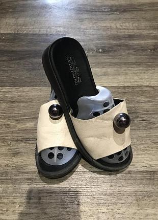 Шлёпанцы женские