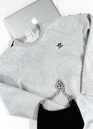 Світшот adidas ,оригінал