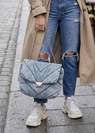 Джинсова  сумка zara на срібному ланцюжку. жодного разу не носила — стан абсолютно новий.